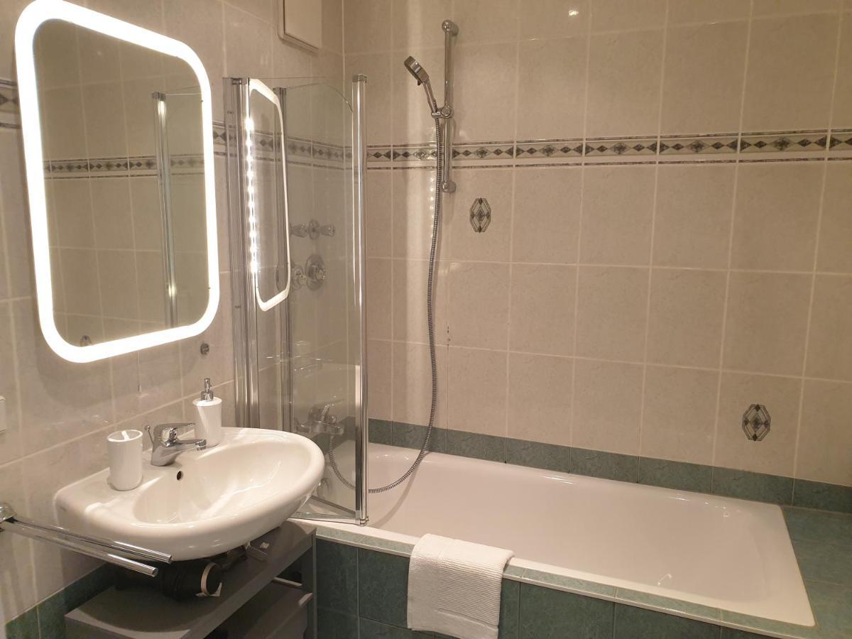 *****Saxonia De Luxe***** Neue & Hochwertige 50Qm² 2-Zimmer-Ferienwohnung In Chemnitz Mit Parkplatz & Wie Zuhause Wohlfuehlatmosphaere - My Feel@Home Apartment In Chemnitz Kültér fotó